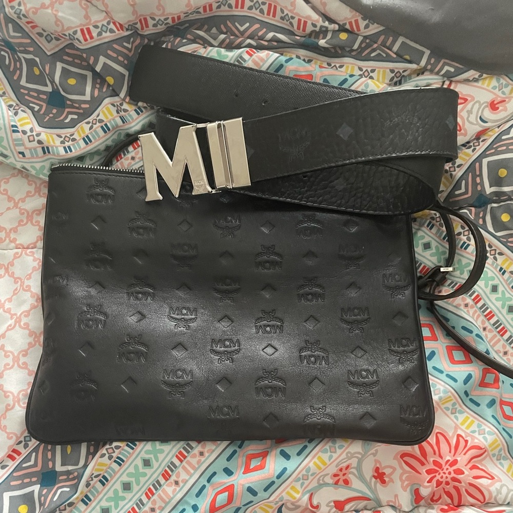 Black crossbody with belt